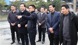 市长张彤调研公司生产探望慰问一线员工