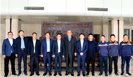 河南矿山党委书记崔培军一行到亚洲必赢钒钛洽谈交流