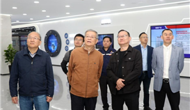 中国钢研集团副总工程师齐渊洪一行到亚洲必赢钒钛交流