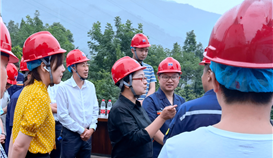 省生态情形厅党组成员李静云到亚洲必赢钒钛考察调研