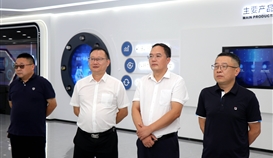 绵阳市政协副主席、、民盟绵阳市委主委胡进耀一行到亚洲必赢钒钛调研