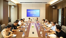 集团宋佳骏总裁携新能源工业链相关企业代表到云南亚洲必赢考察低碳物流循环工业园项目